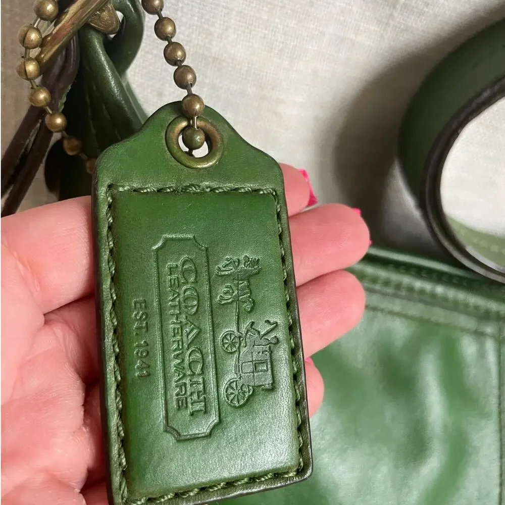RARE Coach Bleecker Bucket Bag 11422 Moss Green Leather Tattersall Shoulder Bag